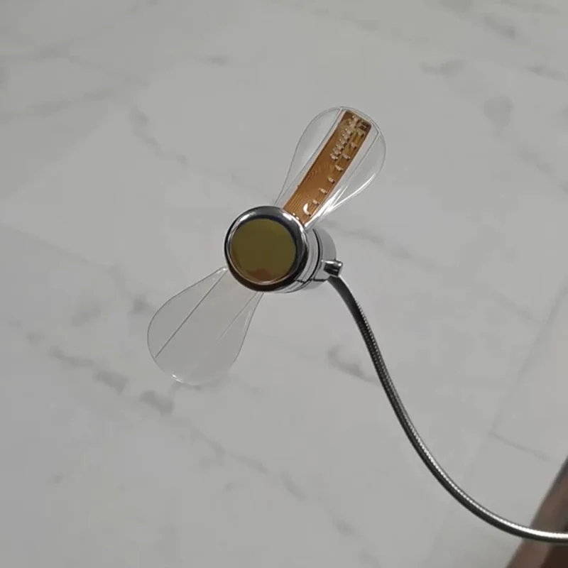 Tragbarer USB LED-Uhrenventilator mit Zeitanzeige
