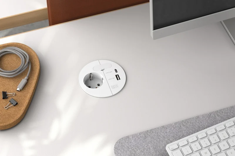 Bachmann Loop In Charge Strom Usb Desktop Hub Weiß (Europäische Steckdose) - 938.301