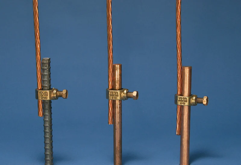 Bronze Erdungsstangenklemme 12.5mm Für 50mm² Leiter - 158260