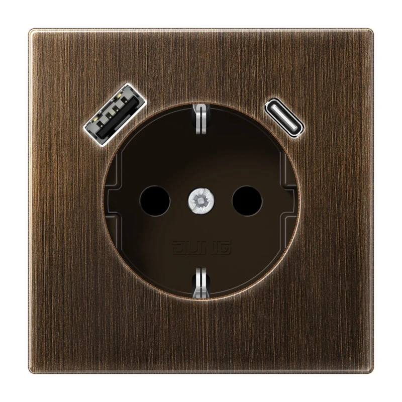 Jung Antike Messing Wandsteckdose Mit USB A Und C Anschlüssen (Europäische Steckdose) - ME1520-15CAAT